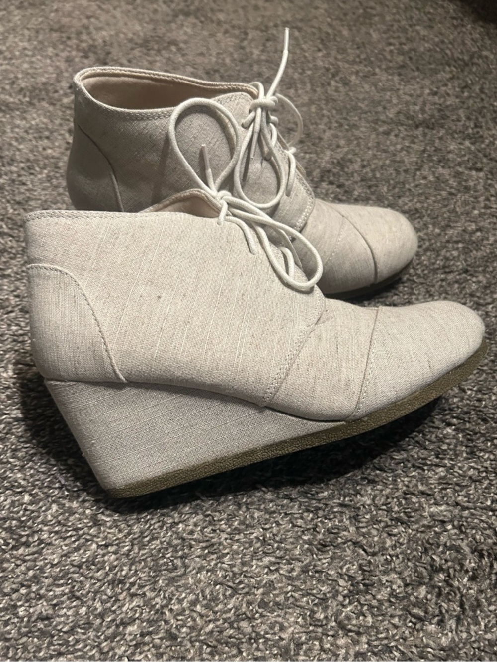 Women’s Lace-Up Wedge Bootie in Light Beige- Size Women’s 8M